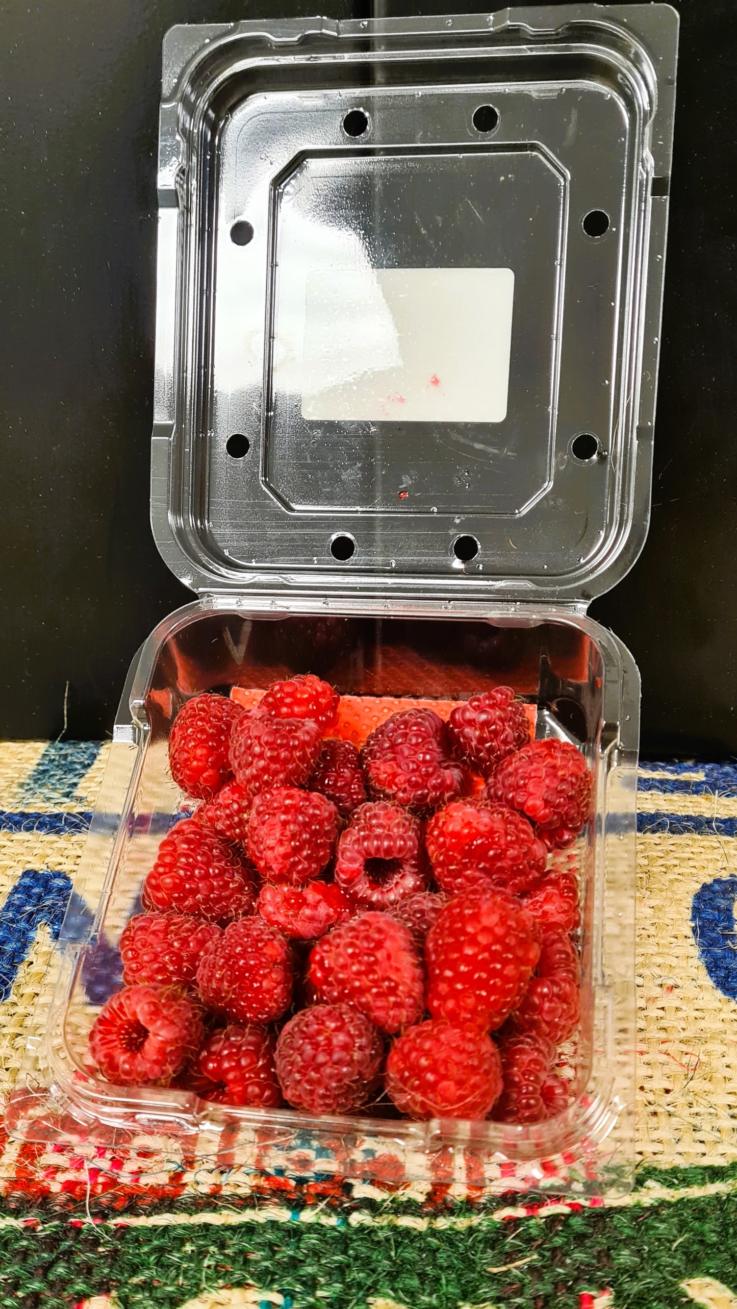 RASPBERRIES 125gr