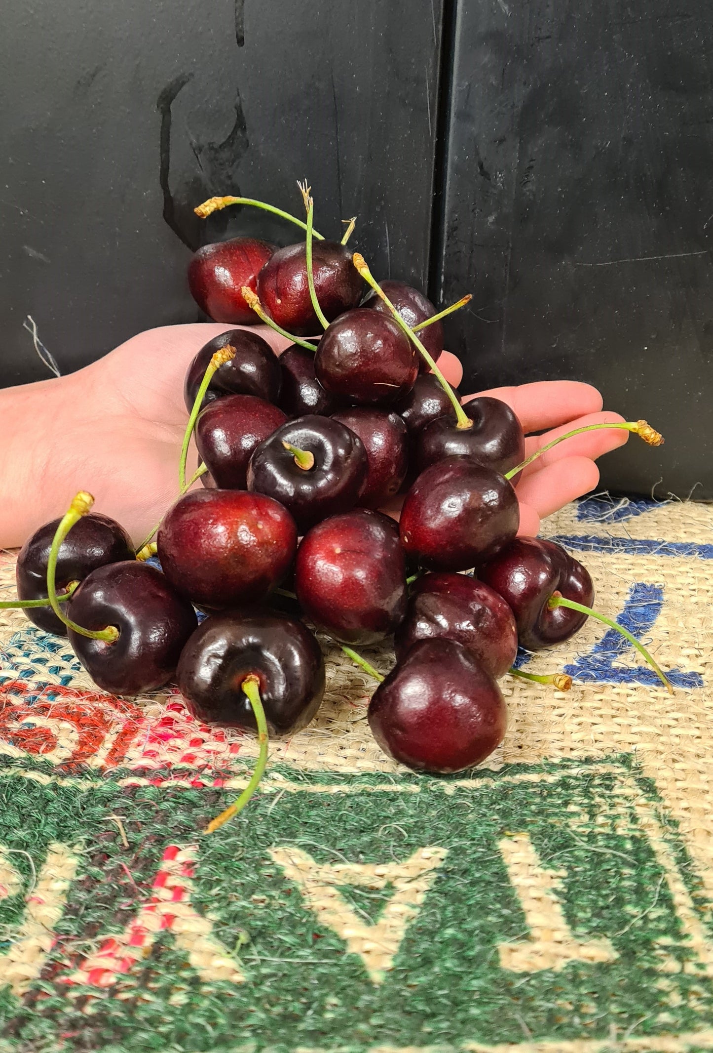 NZ PREMIUM CHERRIES 28mm+